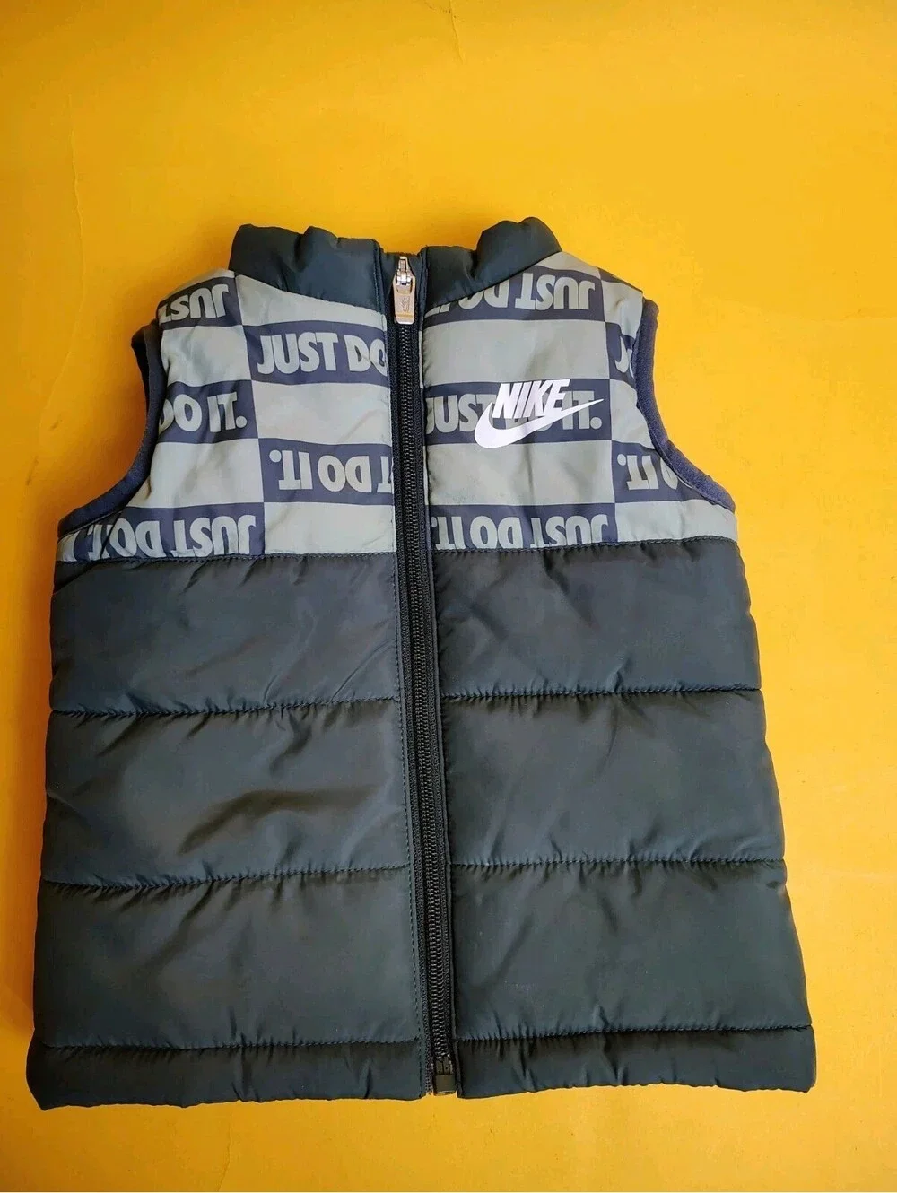 Nike Baby Puffer Vest 12M Gray Black Just Do It Checkerboard Infant Outerwear